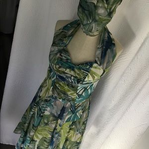 Leave Green many tones dress